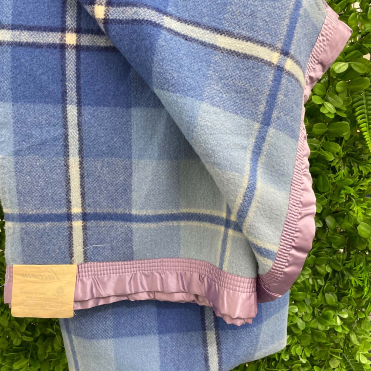Laconia Blue Blanket. Wool(s)