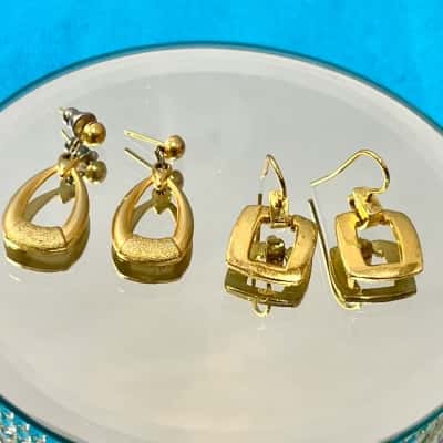 Vintage Gold Earrings x 2pairs