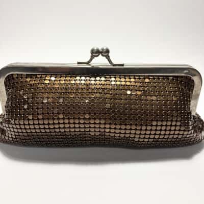  Vtg. Stunning Gregory Ladner Australia Classic Glomesh Clutch with Chain