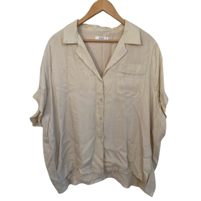 Dissh Womens  Size 12 Button Up Top / Short Sleeve Top Beige 