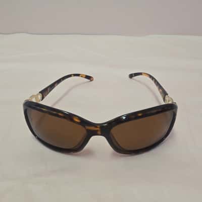  Womens Tortoise-Shell sunglasses