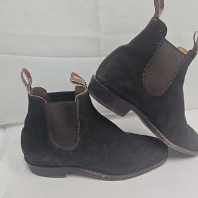 Womens Brown R M Williams boots. 7.5 suede
