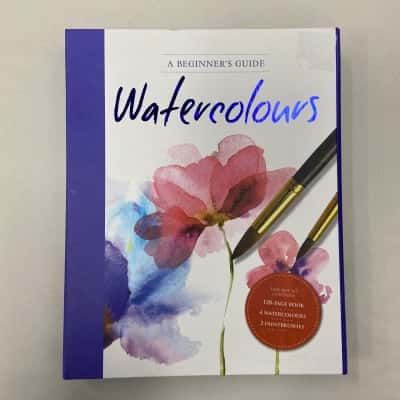 A Beginner's Guide Watercolours - Hard Cover (128-Page Book, 4 Water Colors and 2 Paint Brushes) - igloobooks