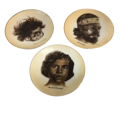 Vintage Brownie Downing Registered Design  Plates Approx 10cm Dia