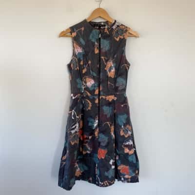 Cue Blue Grey Floral Sleeveless Front Zip Mini Dress Size 8 