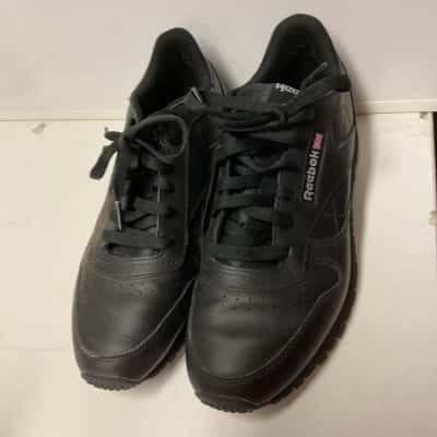 Reebok Mens  Size 10 Sneakers Black  