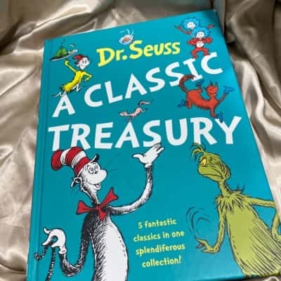 Dr Seuss A Classic Treasury 5 stories