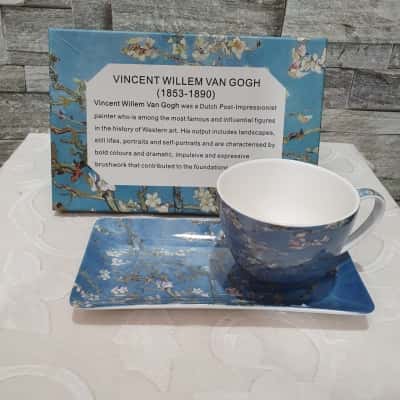 Vincent Van Gogh tea cup and saucer set