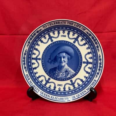 Wedgwood Queen Mother Commemorative Plate (1900–2002)