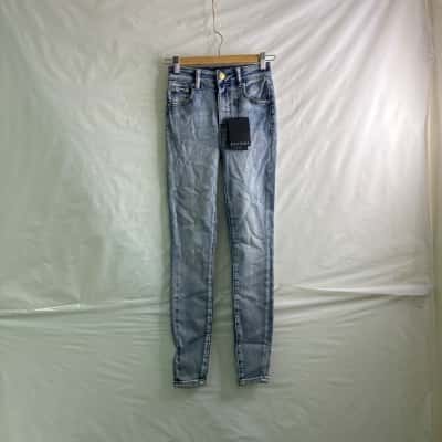 Decjuba Womens Size 4 Skinny Jeans Blue BNWT