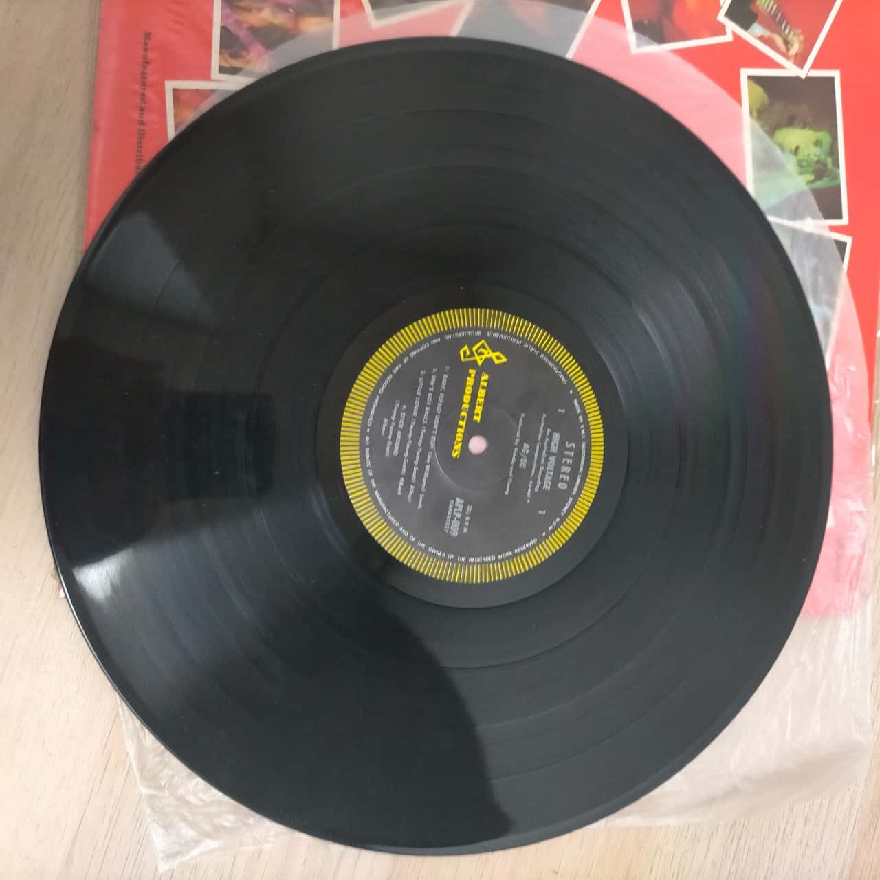 AC/DC HIGH VOLTAGE Vinyl Record EMI Records GUC(s)