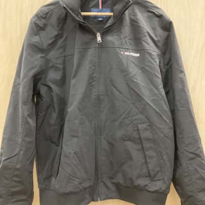 Tommy Hilfiger Mens(on rack)  Size L Front Zipper Black  