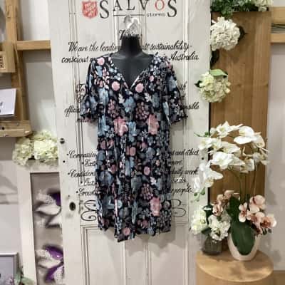 REGATTA BRAND! Womens  Size 12 Midi Dress Blue / Floral / Grey / Pink! STUNNING FLORAL PATTERN MIDI DRESS! LIGHTWEIGHT GREAT FOR DAY OR NIGHT!