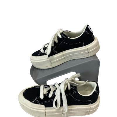 Converse Womens  Size 5.5 