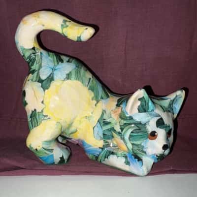 Linda Edgington Designs - Handmade Pottery Cat - MULTICOLOUR PLAYFUL CAT
