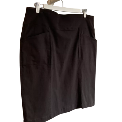 “pingpong” Womens  Size 14 Black Skirt