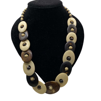  Womens Necklace Brown / Cream bone