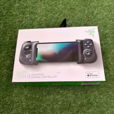 Razer Kishi Universal Gaming Controller for I-Phone (Boxed)