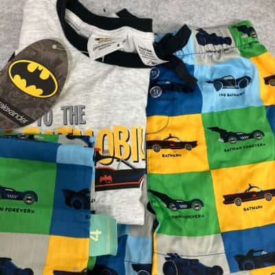Peter Alexander Kids  Size 4 Pyjamas Batman & robin 