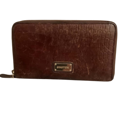 Oroton Womens Purse / Wallet Brown 