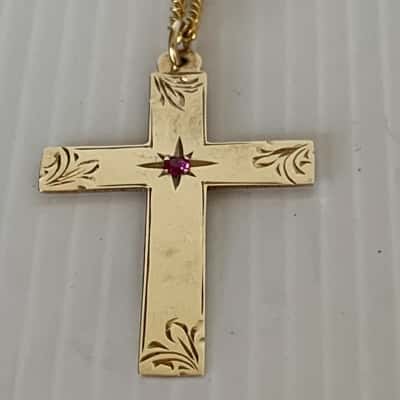 Antique 9ct Gold Cross Pendant - Star-Set Garnet