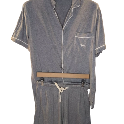 Peter Alexander Womens  Size S Grey Night wear set 