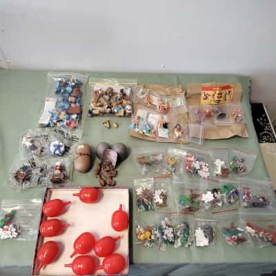 Lucky Vintage 90s Kinder Surprise Toy Lot – Dapsy Dino, Hercules, Playmobil & More – Rare Collection Now