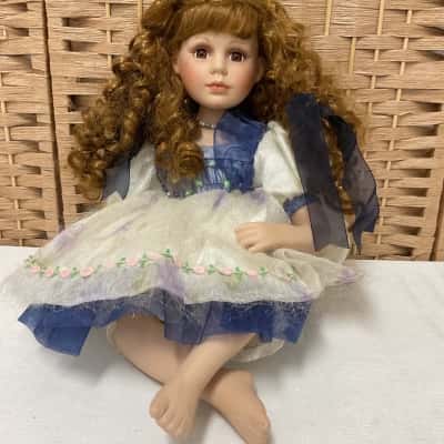 Vintage Porcelain Doll Collectable Birthday Christmas Gift Mother Girls 