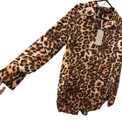* Brand New* Motto Brown Anima Print Boyfriend Shirt Size 12