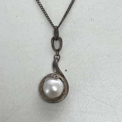 925 Sterling Silver Pearl Necklace 