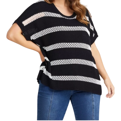 BRAND NEW* Taking Shape, Virtuelle. Textured Stripe Knit Top.  Desert Boho Black/ Off Whlte.    Size 26-28 