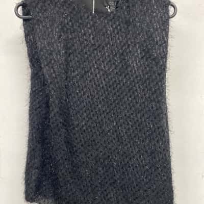 COS Womens  Size 6 Sleeveless Top Black  