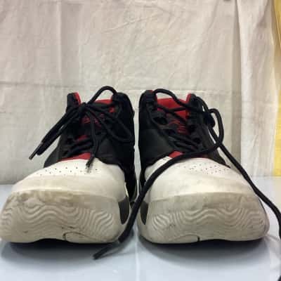 Nike Jordans aura 4