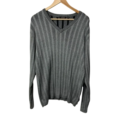Colorado Mens Size L Grey / Black Striped V-Neck Jumper