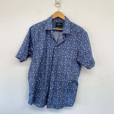 Rodd & Gunn Blue Pattern Original Fit Short Sleeve SHirt  Size L 