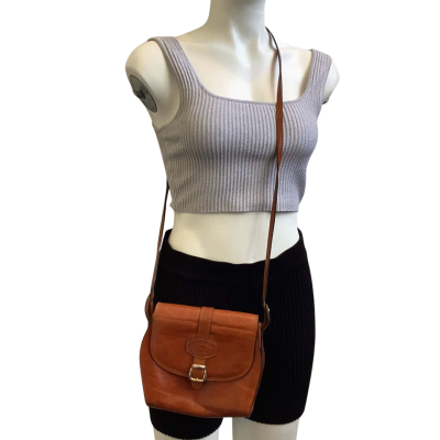 `Vintage’ Oroton Womens Front Flap Cow Hide Cross Body Bag Brown 