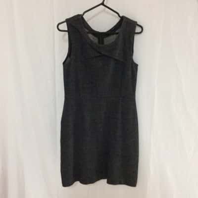 Banana Republic Womens  Size 8 Sleeveless Dress  Grey 