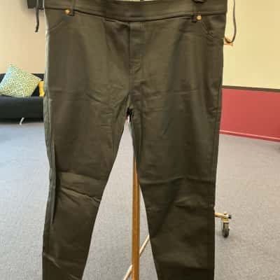 St.Frock Womens  Size 20 Skinny Leg Pants Black  