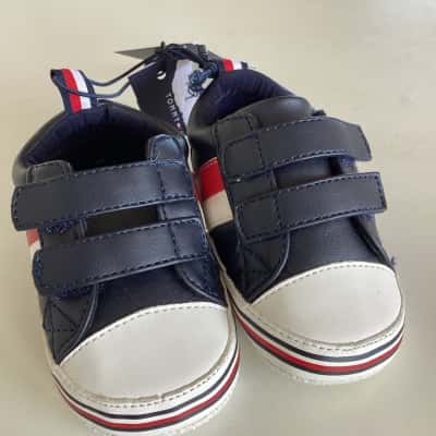 Tommy Hilfiger baby size 4 Shoes Navy Blue 