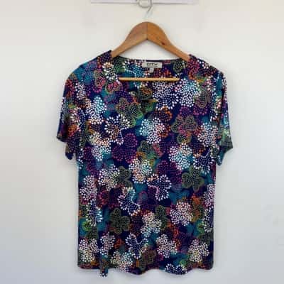 City Collection Blue Pink Pattern Short SLeeve Top  Size L / M 