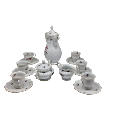 VINTAGE FLORAL PORCELAIN  16 PIECES TEA /COFFE SET
