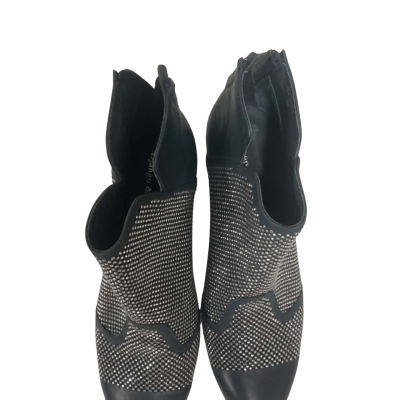 Women’s Django & Juliette  Size 36 Blue / Silver sparkle boots