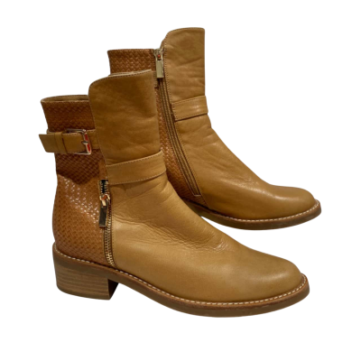 Jane Debster Brown/ Tan Cape Boots Size 40