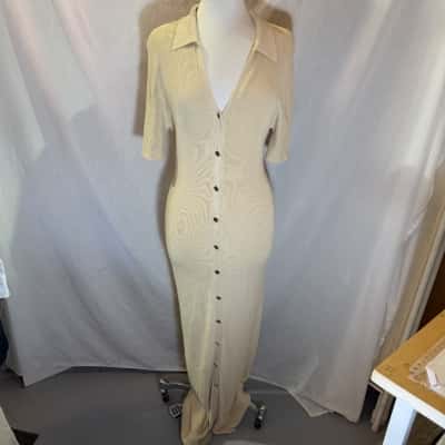 Dissh Size M Maxi Dress Cream 