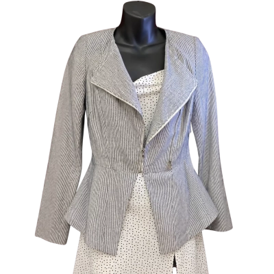 Willow Womens  Size 6 Cropped Jacket Black  / Pinstriped / White 