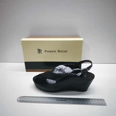 Parker Pela Black Leather Peep Toe Cross Strap Low Wedge Shoes Size 40 Boxed