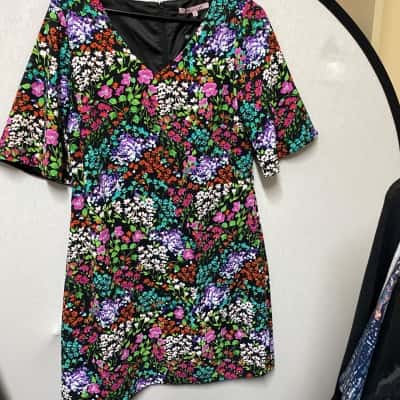 Review Womens  Size 12 Black  / Floral 