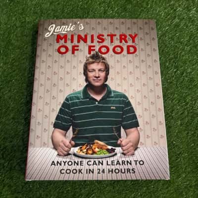 Jamie's Ministry Of Food Anyone Can Learn to Cook in 24 Hours by Jamie Oliver