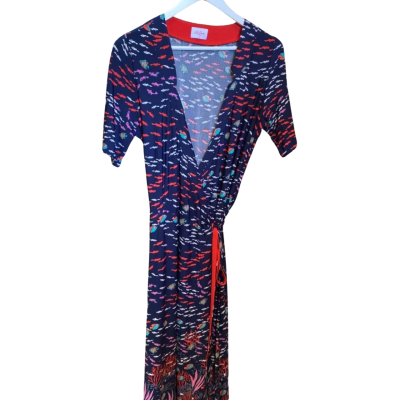 Leona Edmiston Women wrap dress short sleeve size 2 “under the sea” 