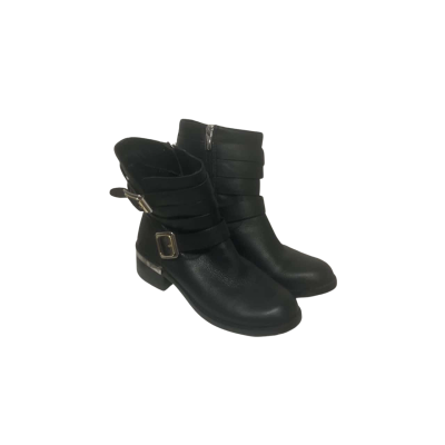 Women’s Vince Camuto  Size 36 Black Boots
